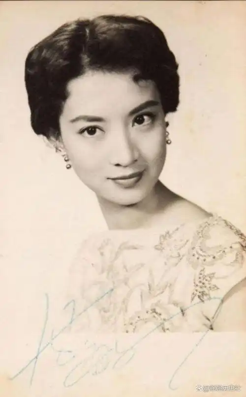 朱虹的生活故事,不仅是影坛传奇的一部分,更是一个关于家庭和事业之间