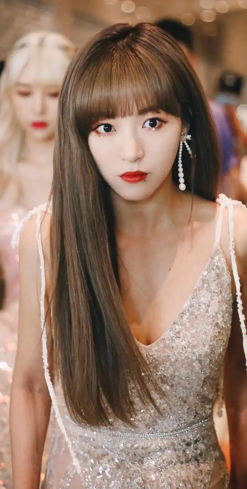 孔肖吟 #惊艳瞬间 一些喜欢的饭拍,都是在各处存的出处见水 - 抖音