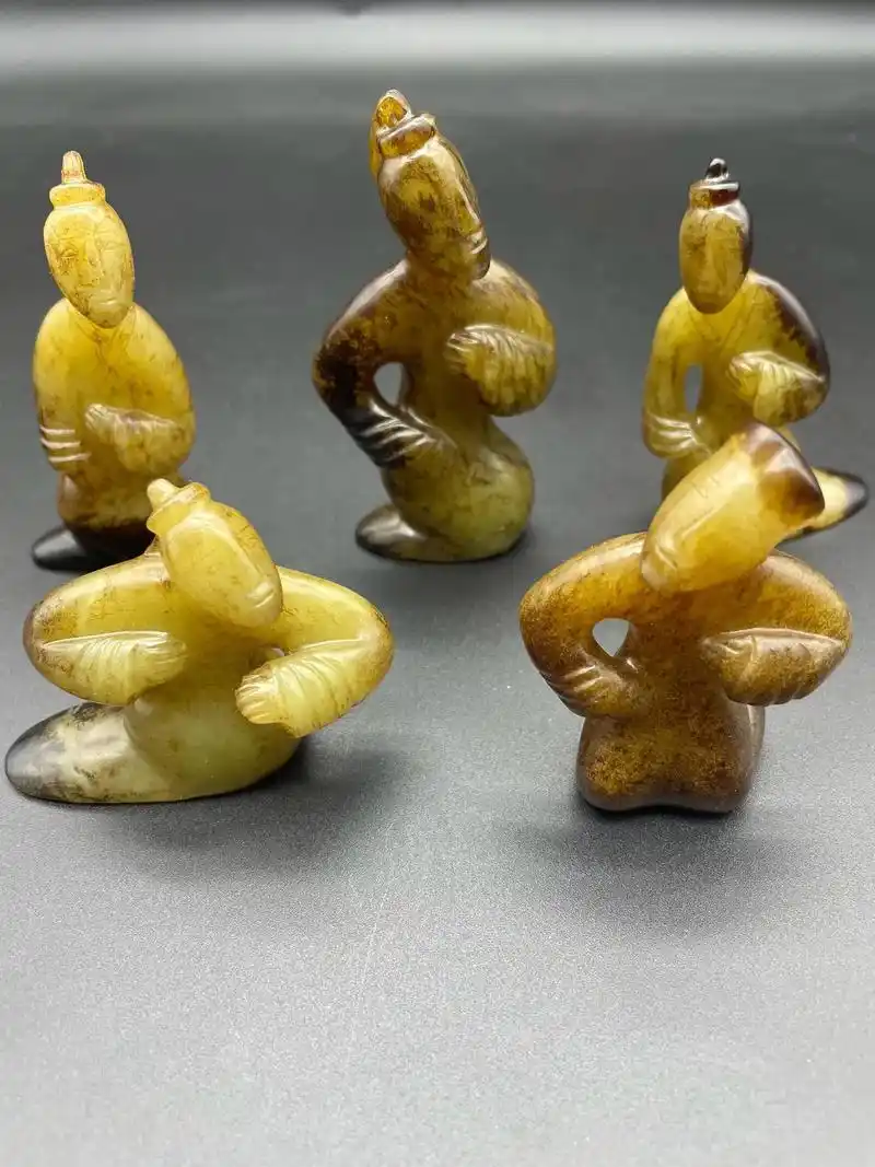 和田白玉"遇贵人"汉制式玉跪人,整组来自于一家门的玉跪人,谐 - 抖音