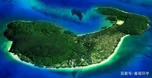 这个世界上最小的岛屿,尺寸小到只能容纳下下一个房子一棵树一张椅子