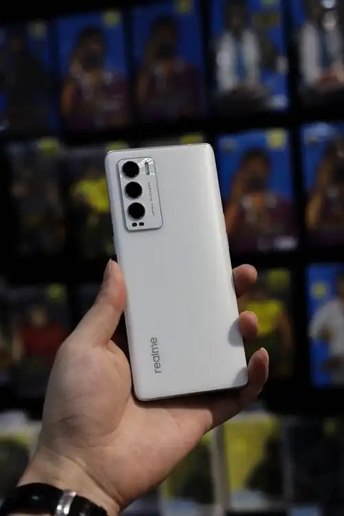 内外兼修有颜值又能打realme真我gt大师探索版测评