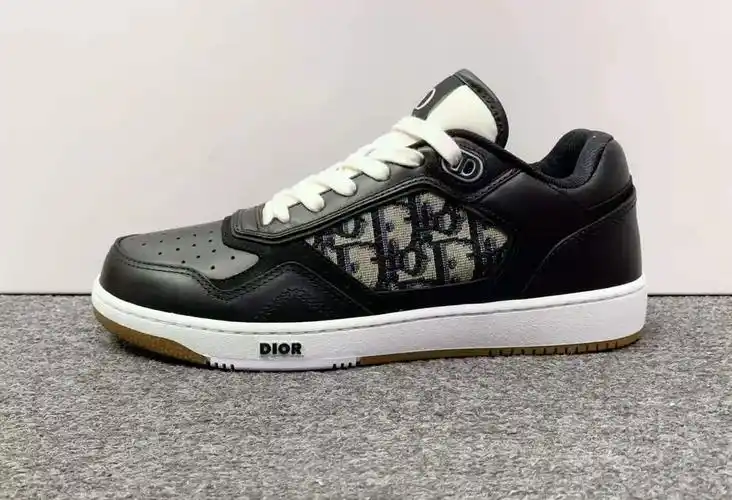 dior 迪奥 24秋冬 b27黑色老花字母印花男士休闲运动鞋 3sn272zir