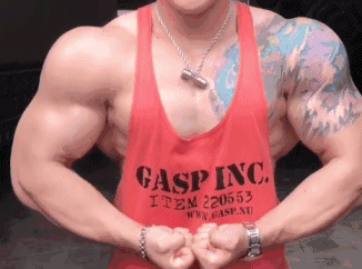 沈阳体院冠军,北京健美锦标赛冠军,辽宁健美锦标赛全场冠军.