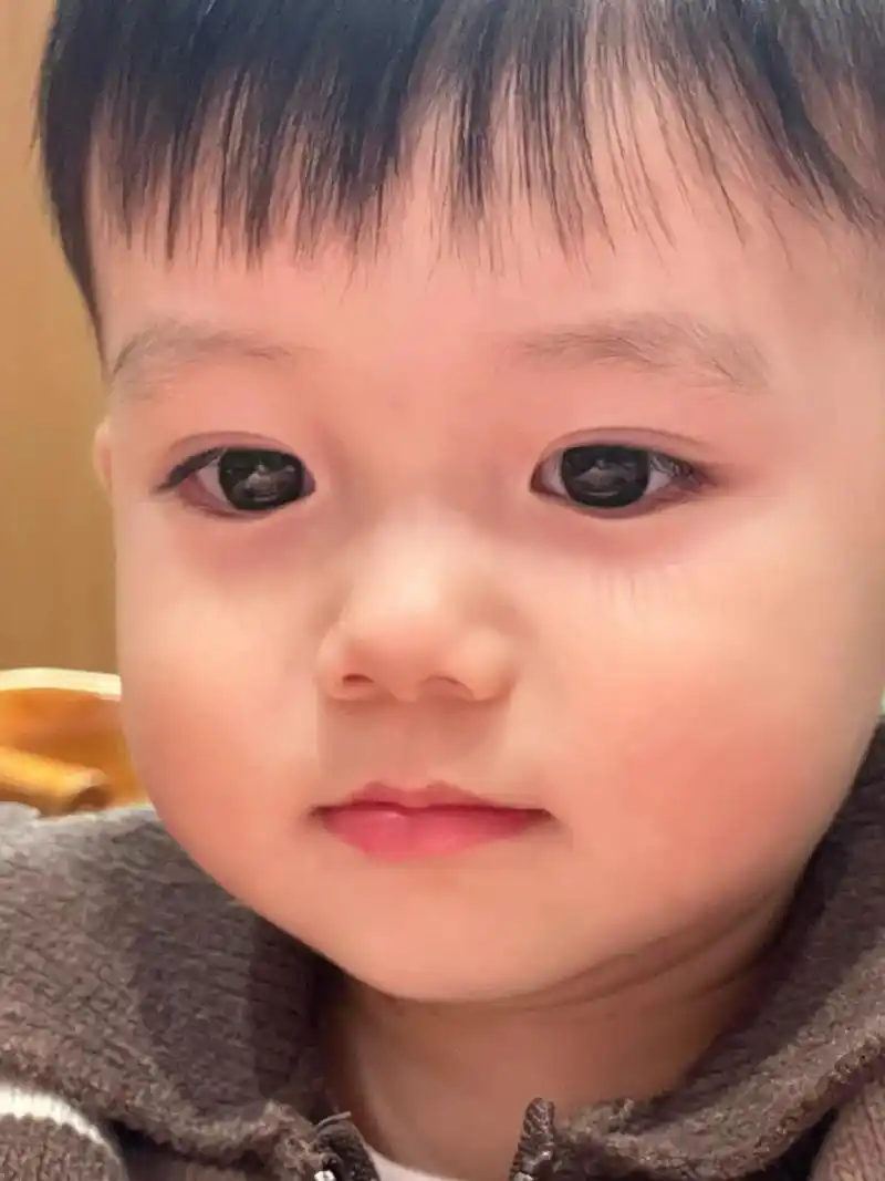 安静美男子～#骗你生儿子 #萌娃 #大眼萌娃 #宝藏男孩 - 抖音