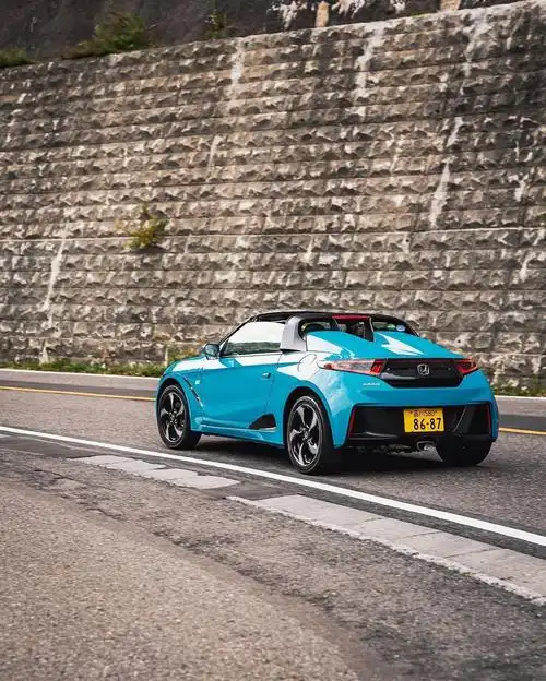 本田s660,最可爱也最有意思的敞篷小跑车之一.