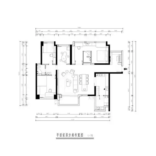 140平三居室户型图