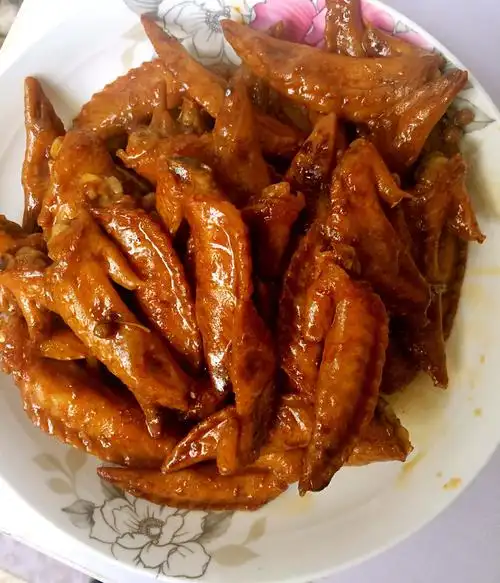 红烧鸡翅尖
