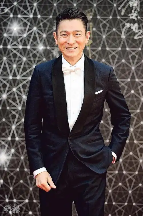 刘德华60岁保持光彩照人的秘密揭密