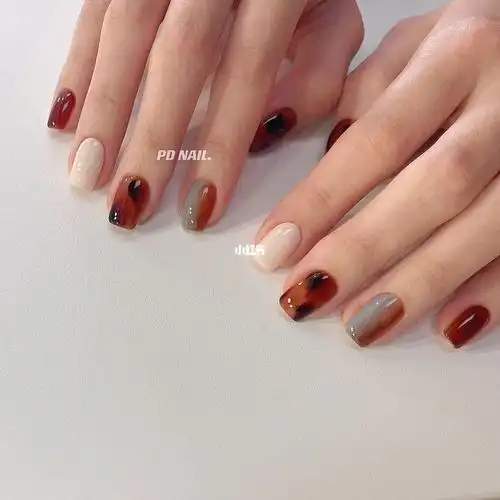 秋冬美甲显白王者琥珀玳瑁美甲