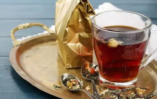 夏季喝凉茶泻火解毒凉血利咽喝凉茶的注意事项