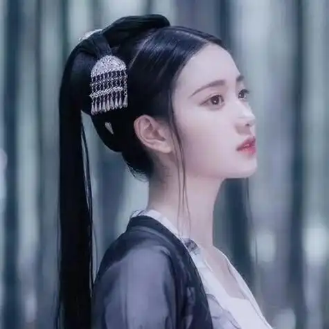 真人古风头像女生打伞红衣行一把纸伞挡风华