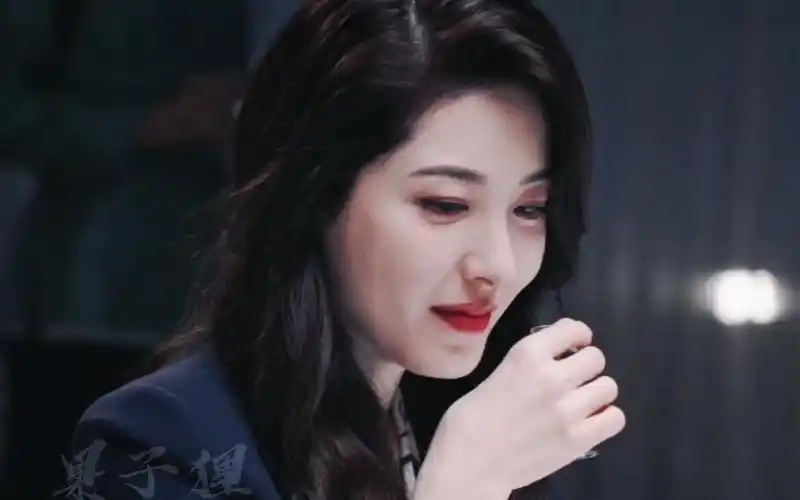 "姐想要的东西就没有拿不到的"#曾黎 #好剧推荐 #精彩片段