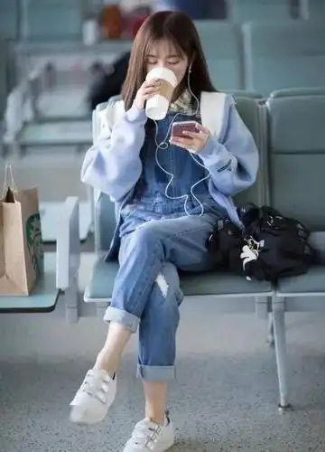 翘二郎腿的好处只有一个女生必看