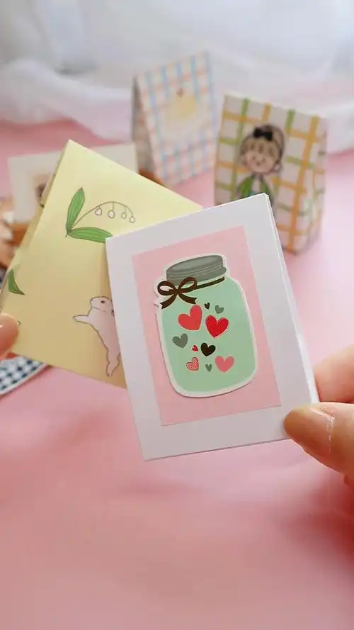 手工制作#想给闺蜜个小惊喜,做了个迷你礼物袋,她会喜欢吗