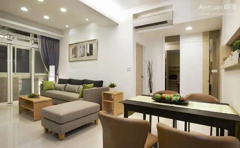 73平现代简约三房装修案例