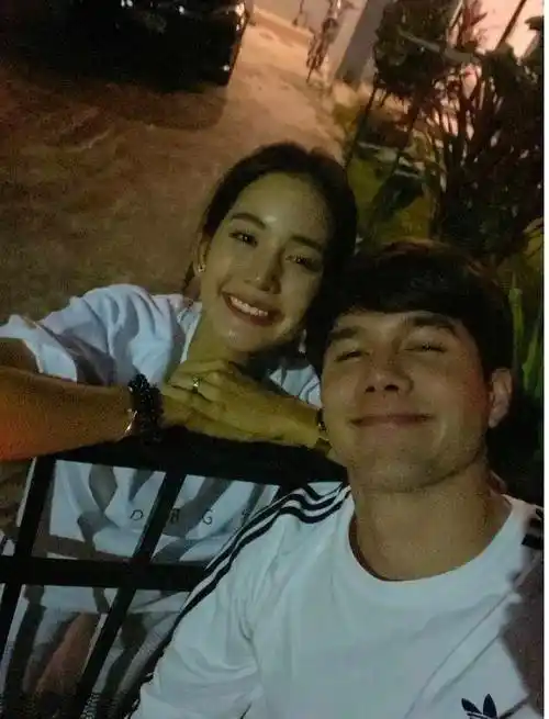 原创泰星bow热衷炒cp承认整容嫌签约长被冷落跳槽后空降女主恢复单身