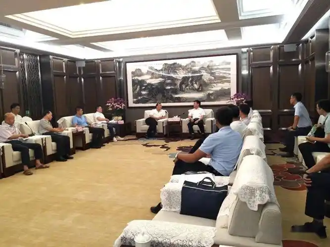 普宁市委书记肯定"翔栩"品牌