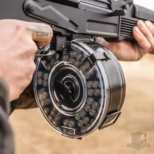 暴躁老哥如何保持稳定输出kci公司弹匣弹鼓美图