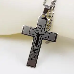 不锈钢十字架项链 钛钢不锈钢吊坠 十字经文十字架外贸项链