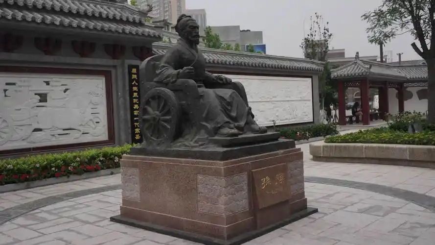 天津孙膑的雕像