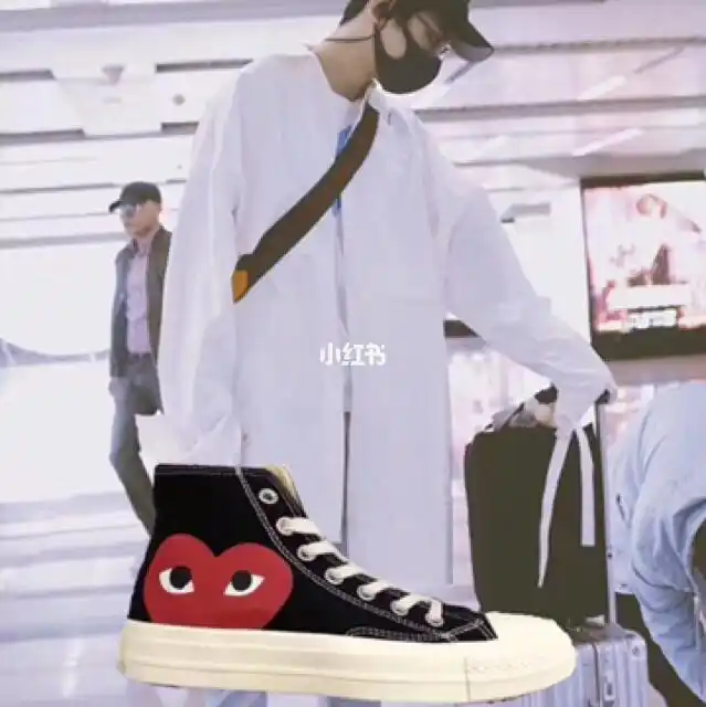 鞋子_种草_匡威怎么样_平价鞋子种草会_时尚_鞋靴_球鞋(暂停)