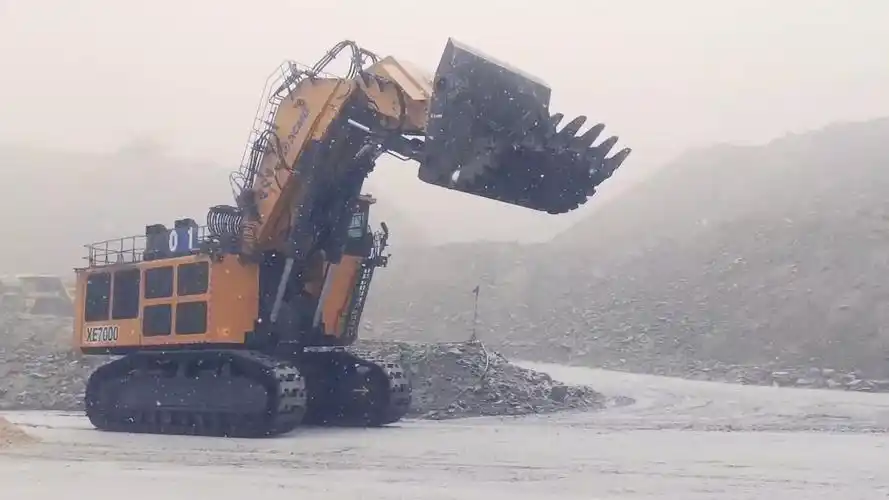 徐工xcmgxe7000矿用挖掘机国产大国重器