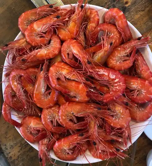 就是它~~角虾.价格小贵 148/斤,吃了会说值!