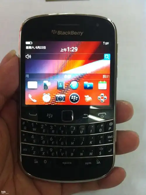 主题:特价出部黑莓9900黑色 95新