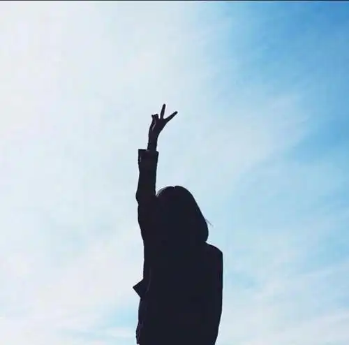 分手头像女生霸气背影