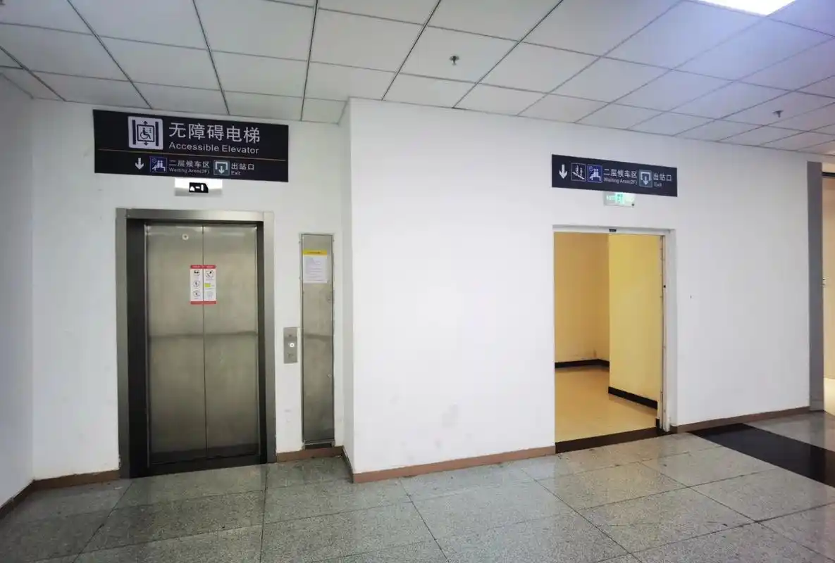 丰台站西地下停车场接站攻略 之前有好多网友已经介绍了,如何乘坐电梯