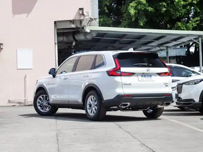 东风本田 本田cr-v 2023款 240turbo 两驱锋尚版 7座