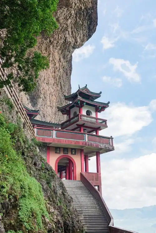 灵通山灵通岩寺悬空寺