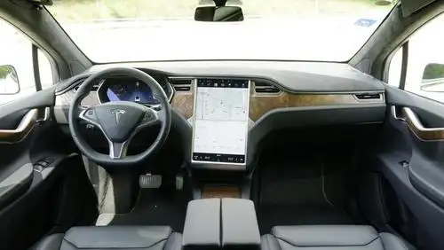 速度快逼格高特斯拉modelx试驾体验