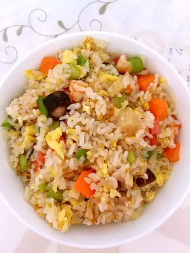 简易版什锦炒饭