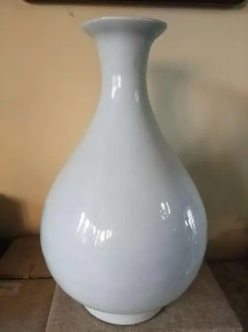 明永乐甜白釉暗刻龙纹玉壶春瓶tq