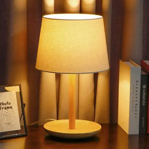 民宿房间床头柜装饰灯具暖光不刺眼简约北欧质感实木台灯卧室