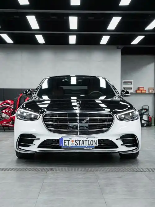 奔驰迈巴赫拼色奔驰改色汽车贴膜