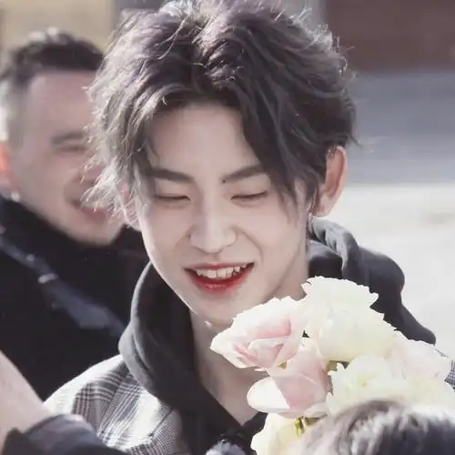 小鬼王琳凯头像by叕初恋