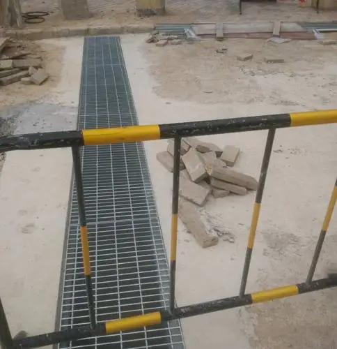 截水沟和管道铺设