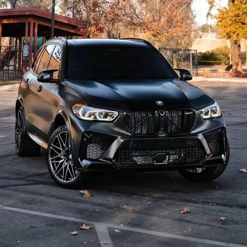 宝马x5m黑武士当属磨砂车漆最迷人
