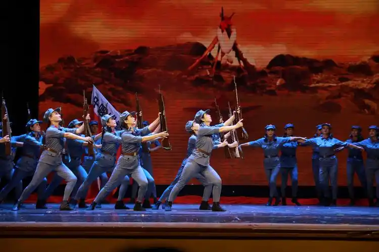 2019-09-12舞之恋舞蹈团舞蹈《铁血英姿》《花开盛世》及《红军不怕