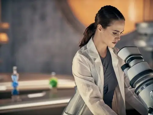 飞速发展的生殖医学人造人技术能带来美丽新世界吗