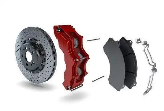 盘就是在轮胎内侧的那个圆盘,而刹车片是在制动钳的制动块上的摩擦片