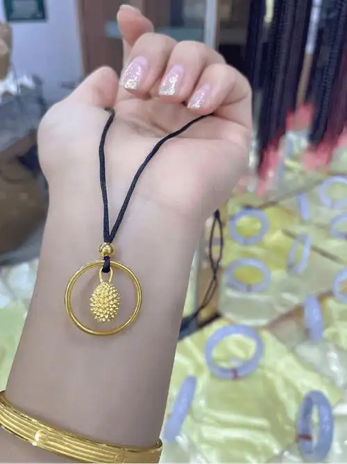 老凤凰999足金榴莲吊坠女金水果坠子项链榴莲忘返锁骨链七夕情人节礼