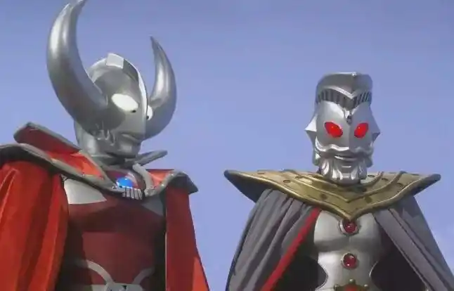 不过奥特之王也不弱,神秘四奥之一,年龄在30万岁左右,曾经打败过