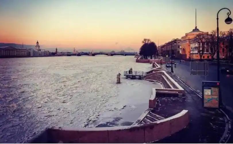 其它 摄影构图(一) 写美篇l型构图能让画面有张力,使画面有视力延伸.