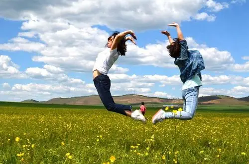 去草原怎么拍照好看这里告诉你自然拍照更清新唯美