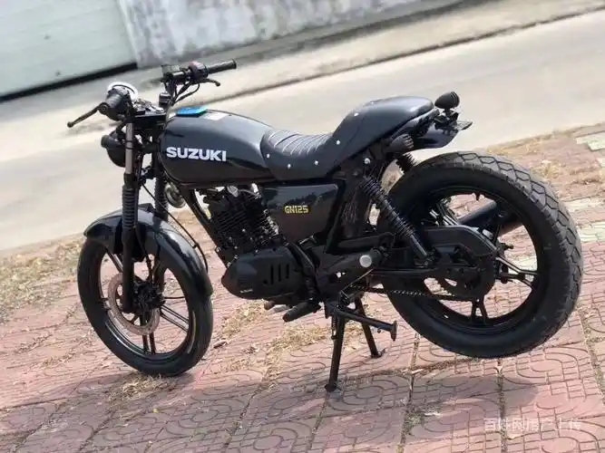 铃木复古125上下班代步用 家庭用 车多款式多 现 - 广州南沙二手摩托