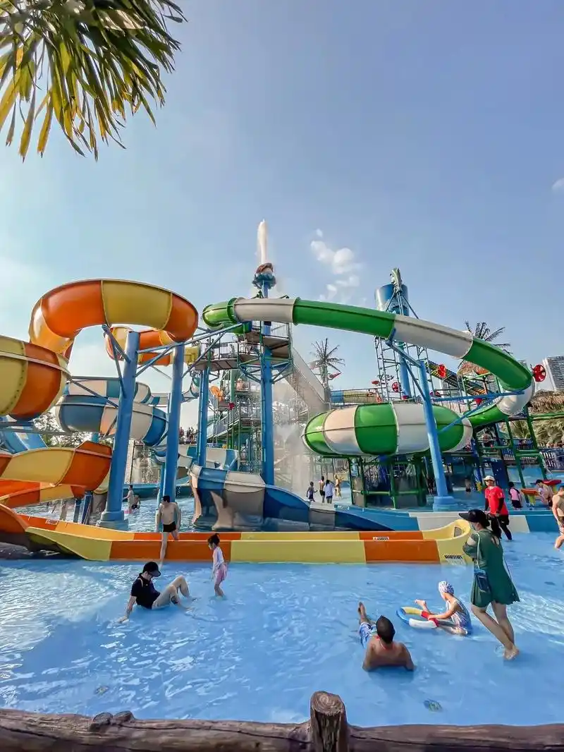 南宁凤岭欢乐水世界 双人票才99 #水上乐园 #心动五一 # - 抖音