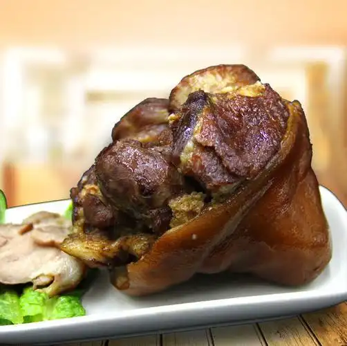 卤猪后腿怎么做(卤猪腿肉的做法)